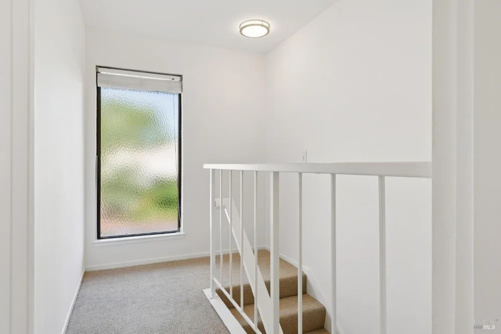 21 Prairie Falcon Drive Novato, CA 94949