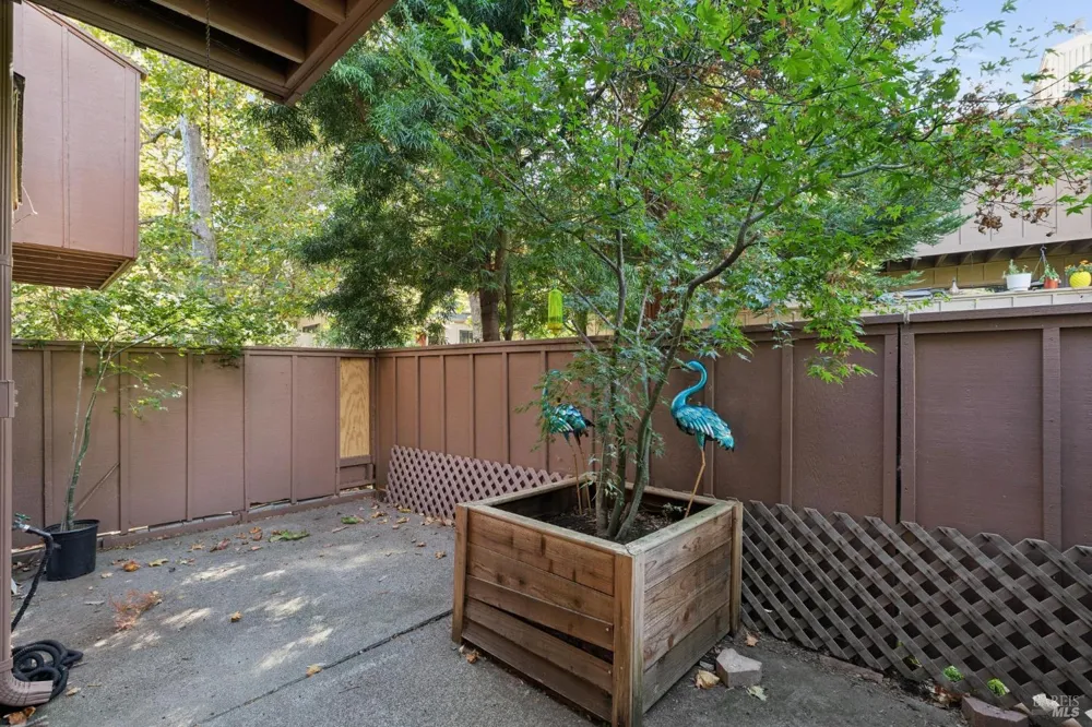 21 Prairie Falcon Drive Novato, CA 94949