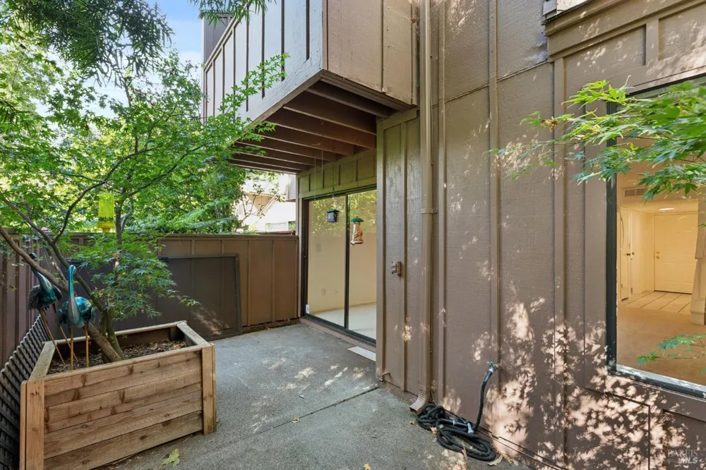 21 Prairie Falcon Drive Novato, CA 94949