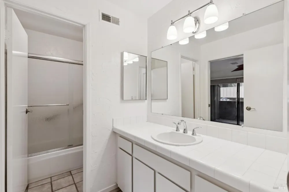 21 Prairie Falcon Drive Novato, CA 94949