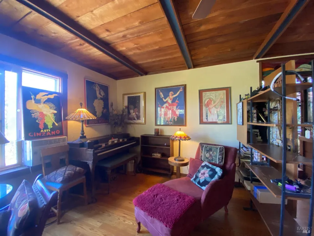 220 High Street Calistoga, CA 94515