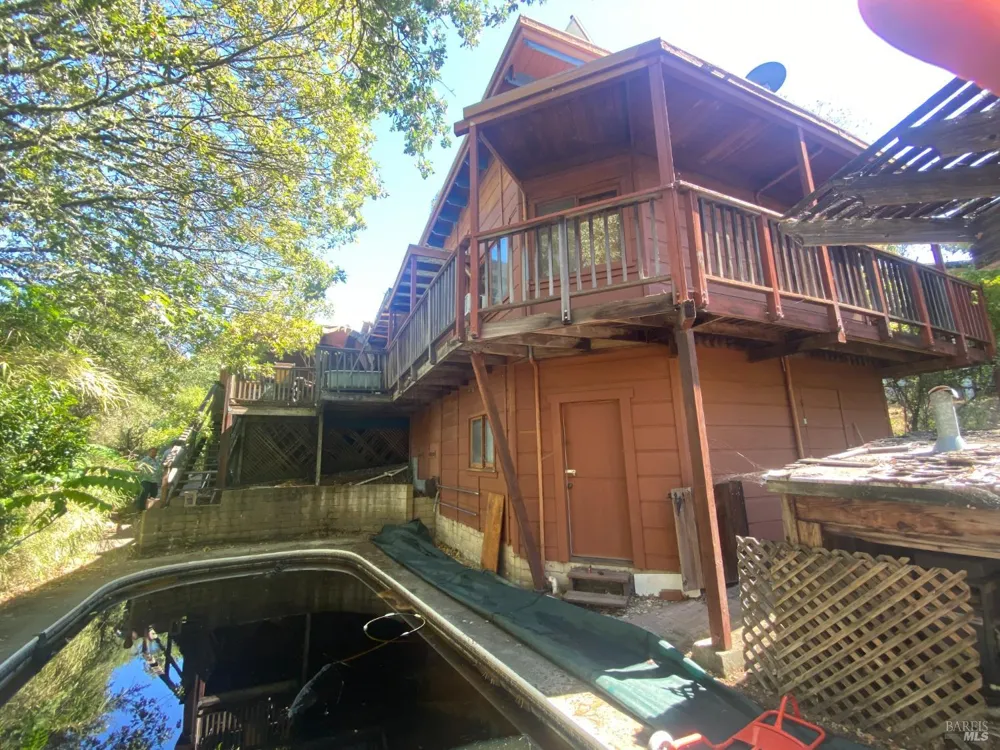 220 High Street Calistoga, CA 94515