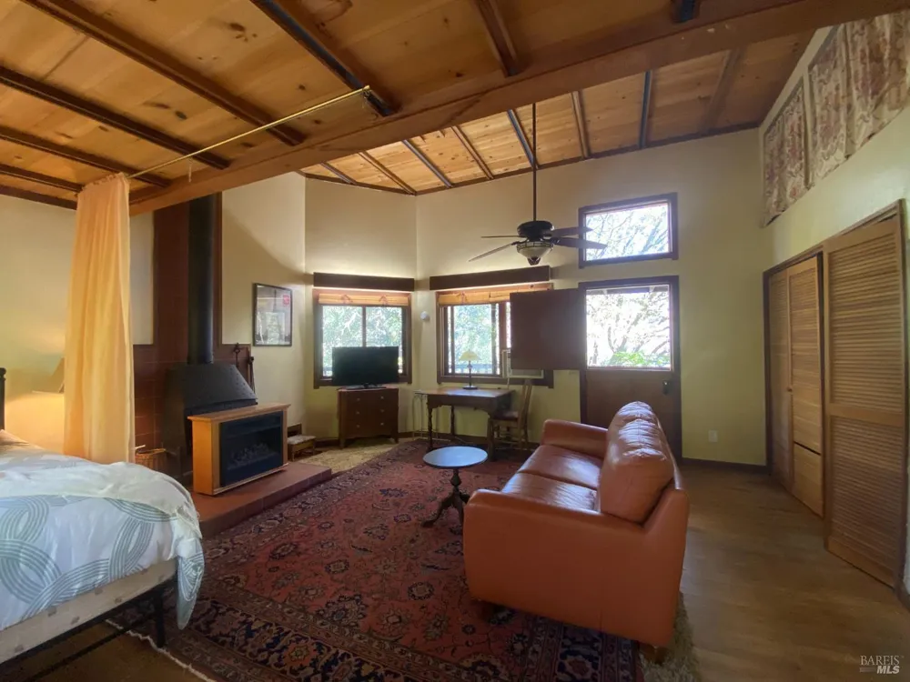 220 High Street Calistoga, CA 94515