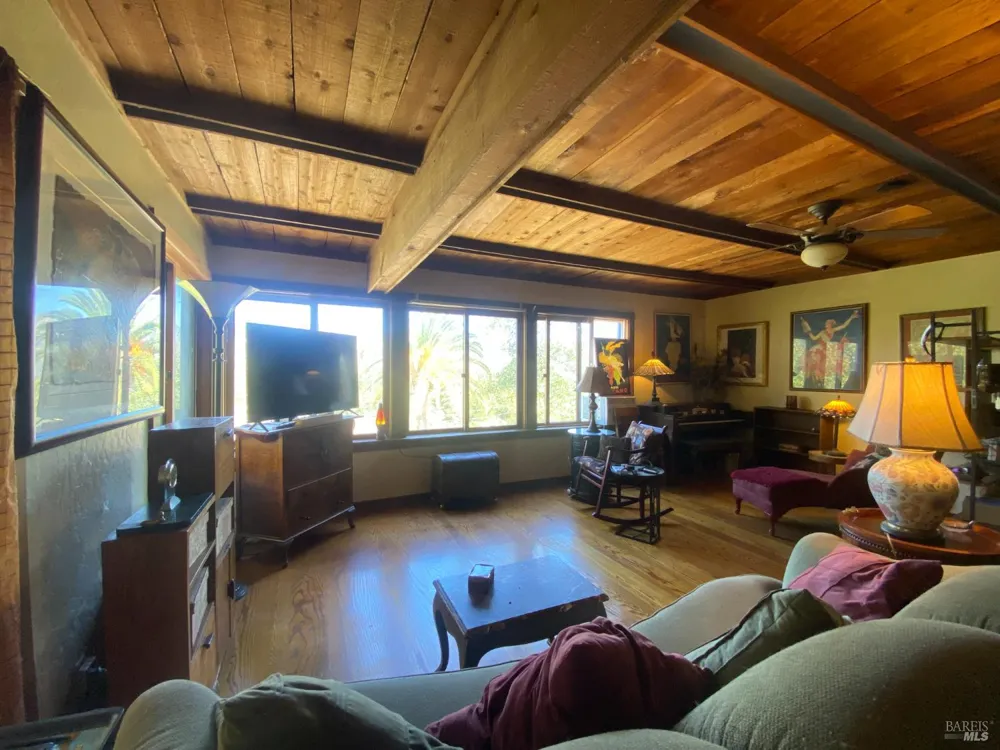 220 High Street Calistoga, CA 94515