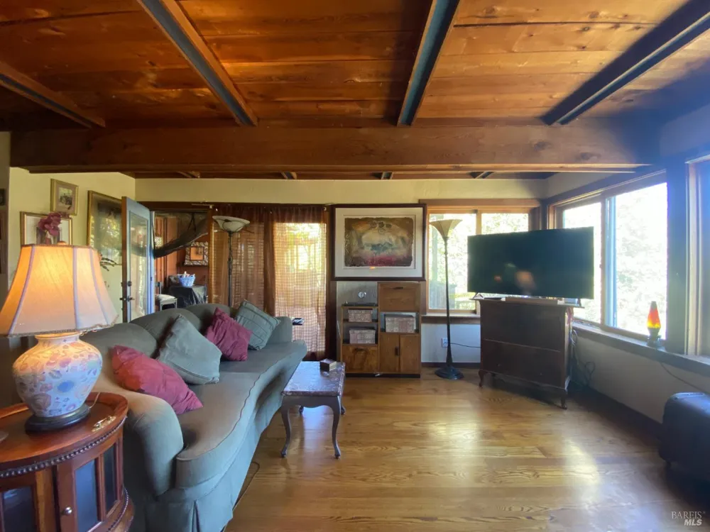 220 High Street Calistoga, CA 94515