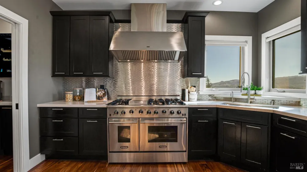 255 Richards Boulevard Sonoma, CA 95476