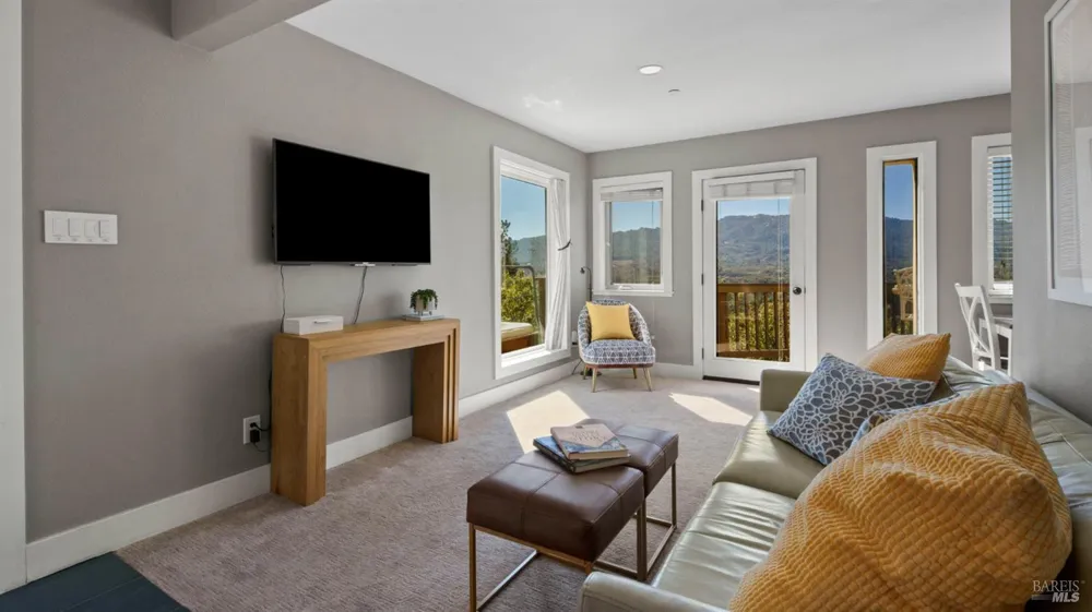 255 Richards Boulevard Sonoma, CA 95476