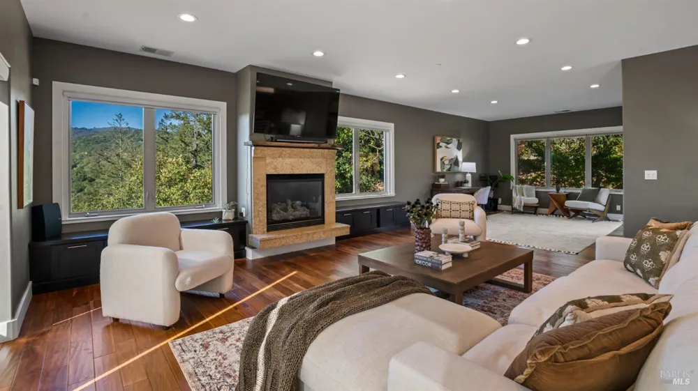 255 Richards Boulevard Sonoma, CA 95476