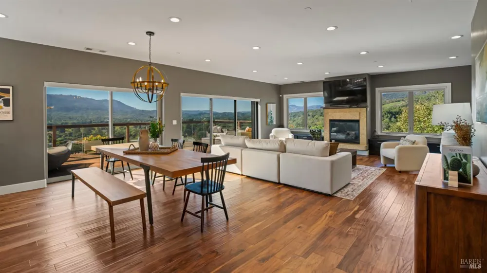 255 Richards Boulevard Sonoma, CA 95476