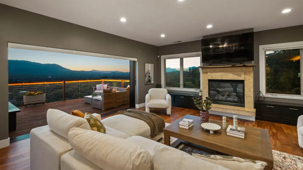 255 Richards Boulevard Sonoma, CA 95476