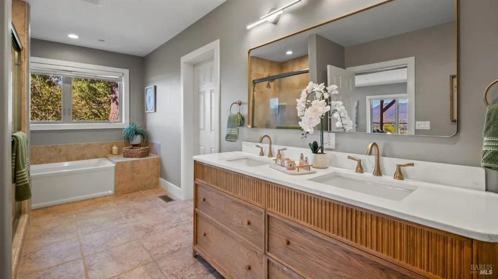 255 Richards Boulevard Sonoma, CA 95476