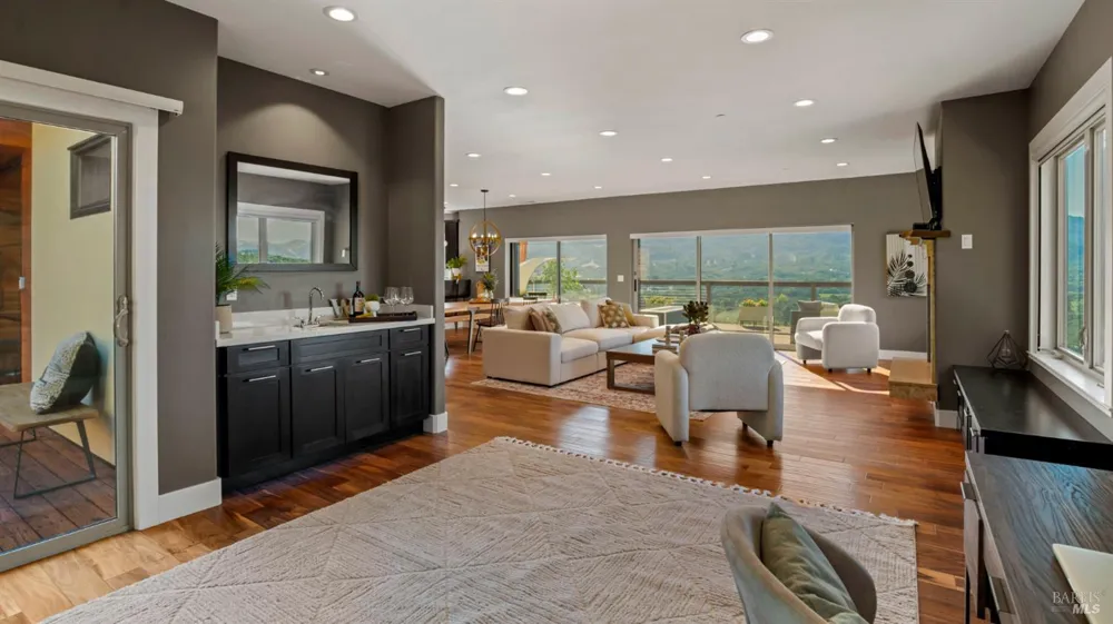 255 Richards Boulevard Sonoma, CA 95476