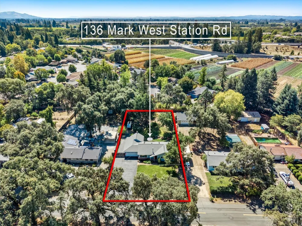 136 Mark West Station Road Windsor, CA 95492