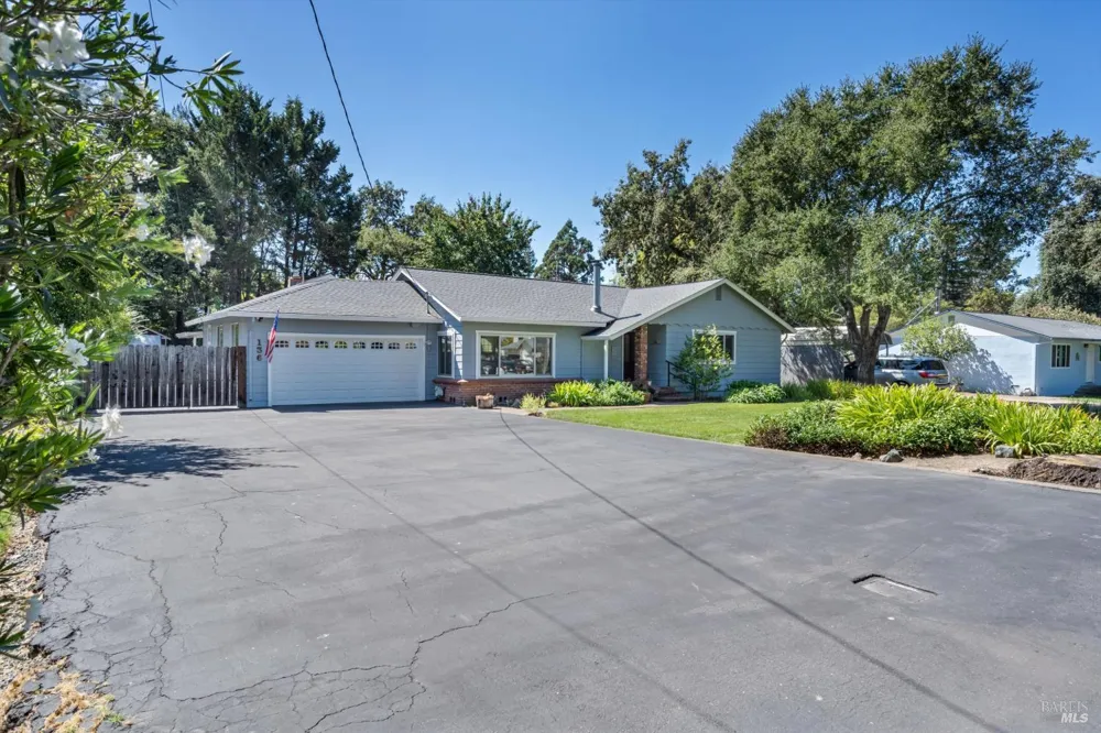 136 Mark West Station Road Windsor, CA 95492