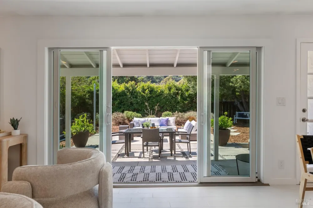 12 Echo Avenue Corte Madera, CA 94925