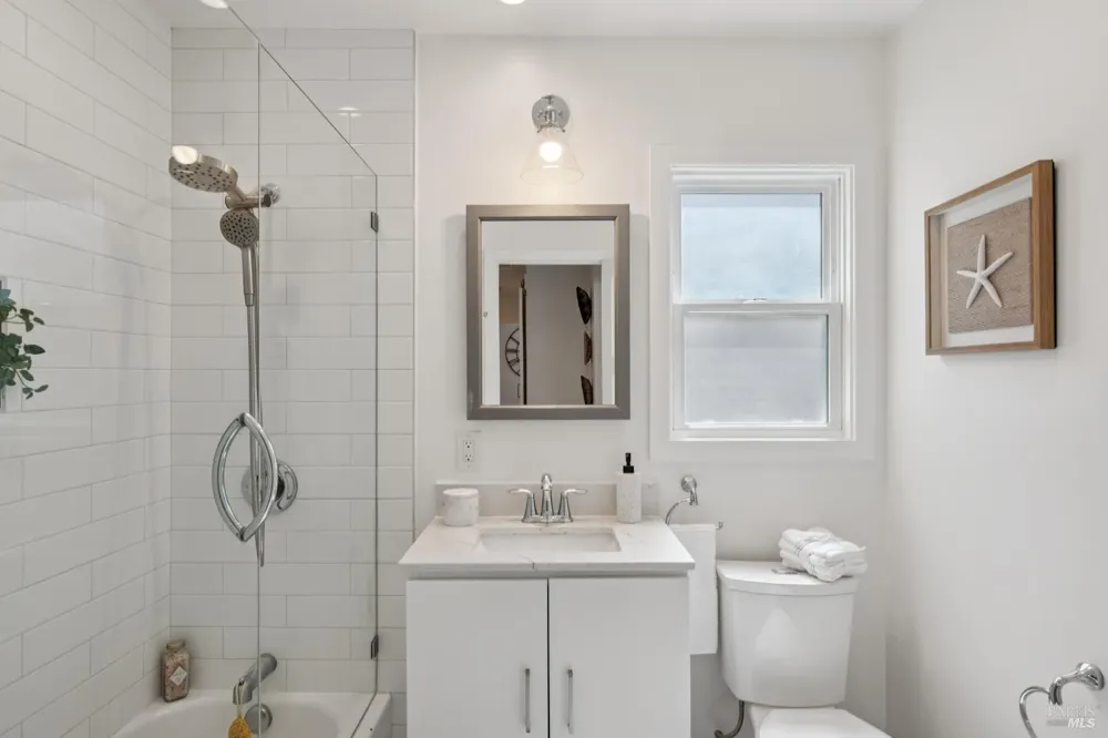 12 Echo Avenue Corte Madera, CA 94925