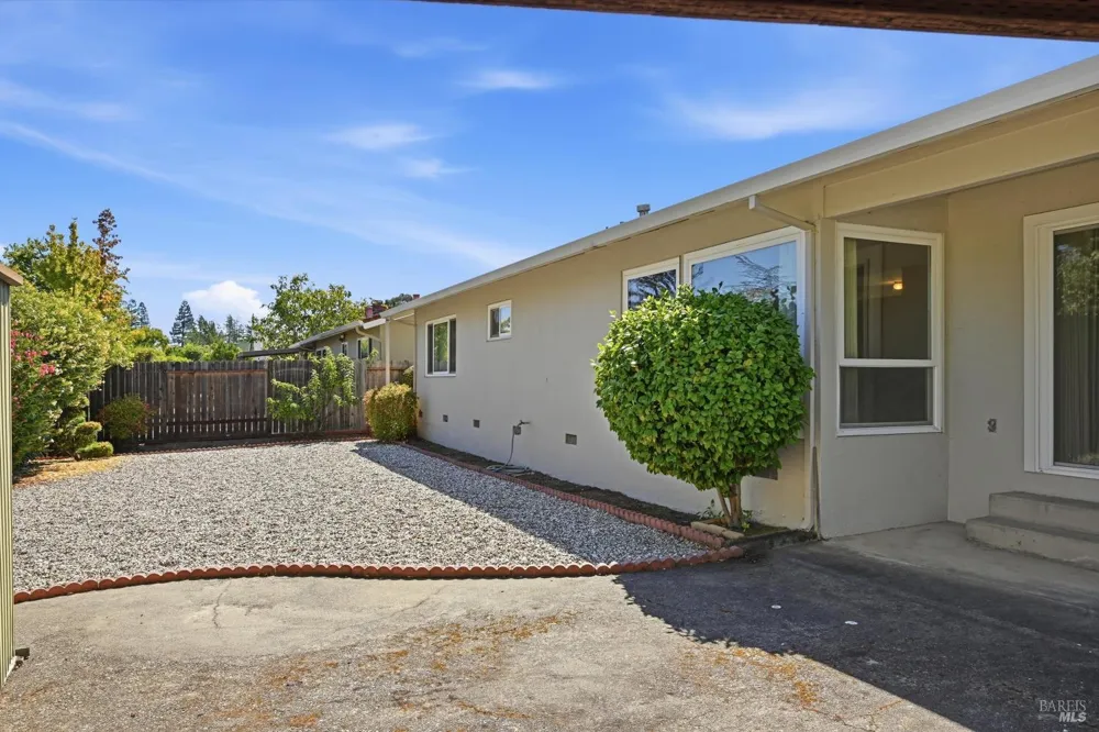 442 Via Del Plano Novato, CA 94949