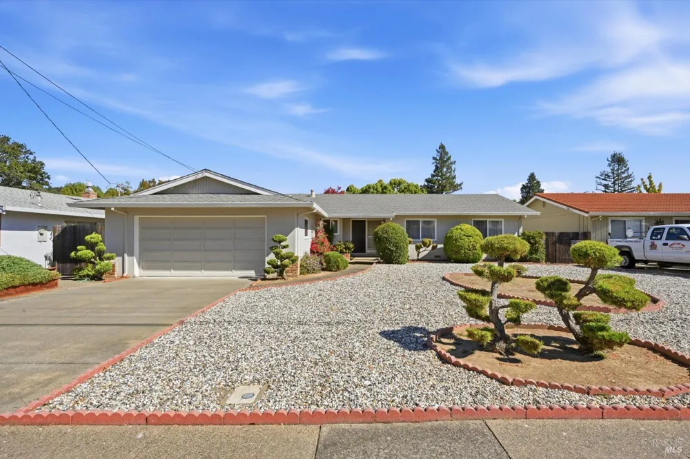 442 Via Del Plano Novato, CA 94949