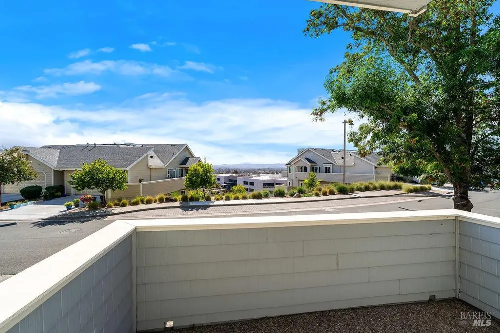 2123 Stonefield Lane Santa Rosa, CA 95403