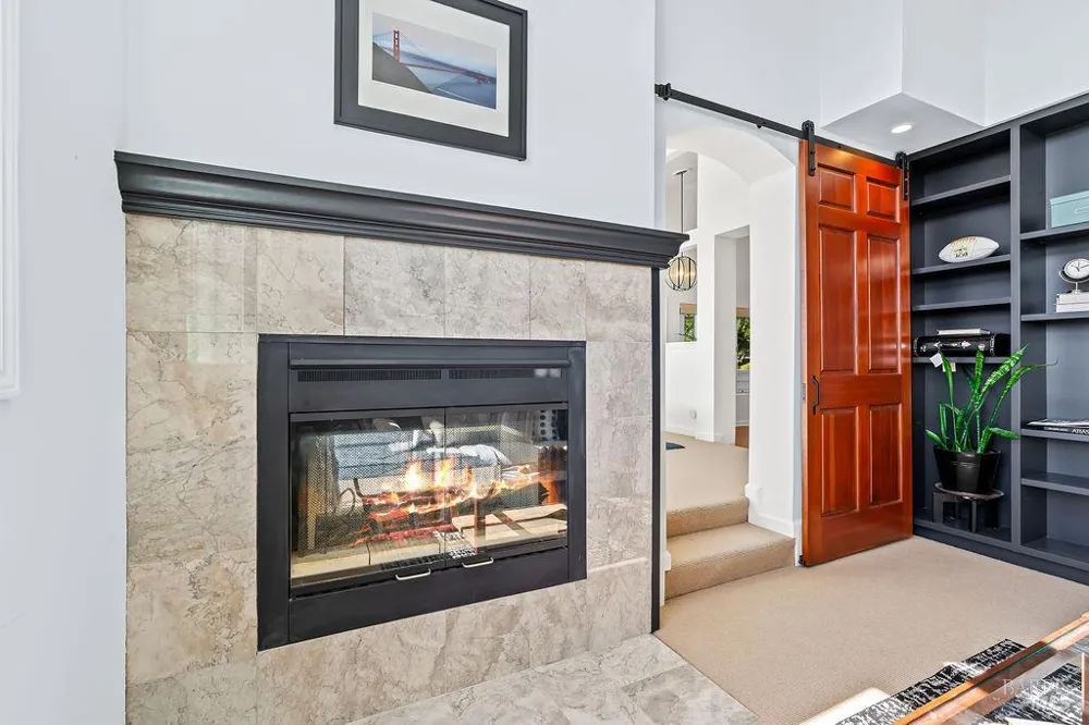2123 Stonefield Lane Santa Rosa, CA 95403