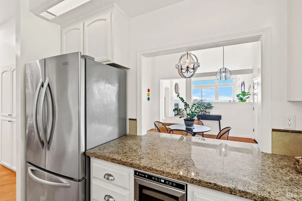 2123 Stonefield Lane Santa Rosa, CA 95403
