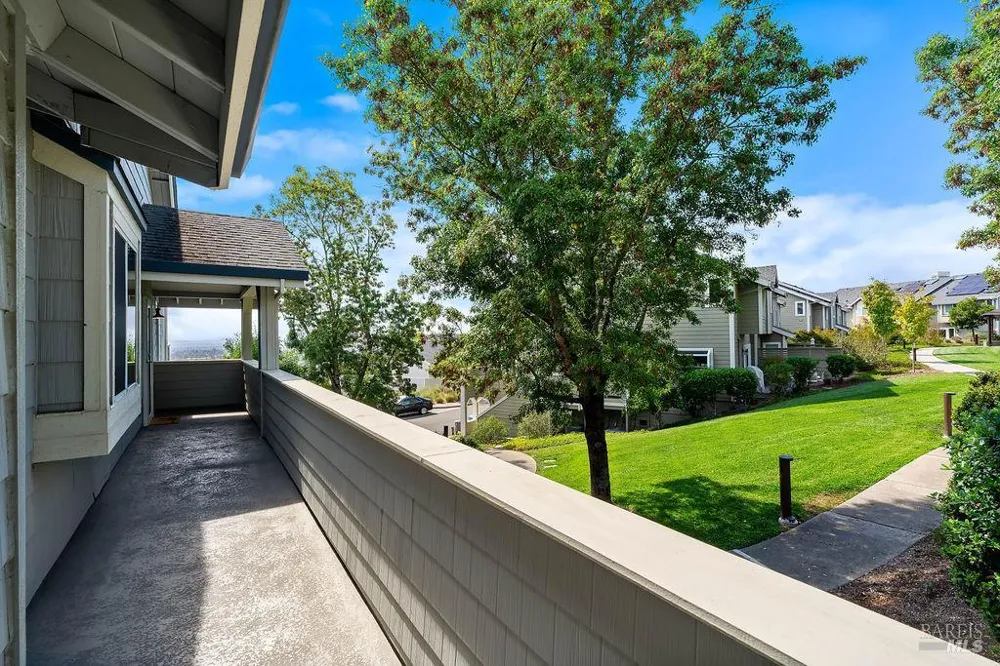 2123 Stonefield Lane Santa Rosa, CA 95403