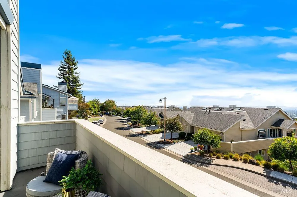 2123 Stonefield Lane Santa Rosa, CA 95403