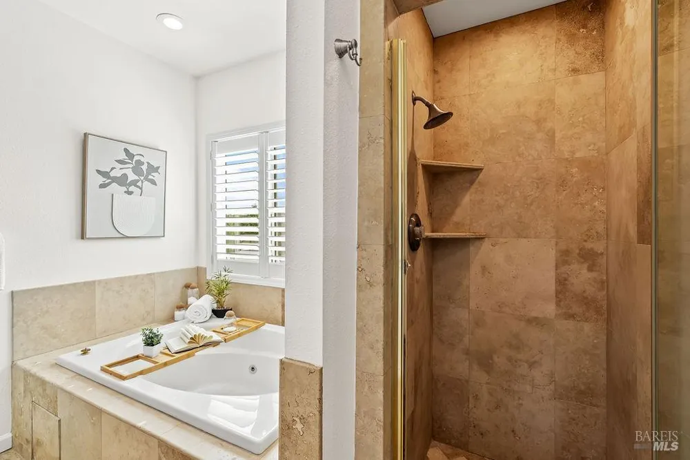 2123 Stonefield Lane Santa Rosa, CA 95403