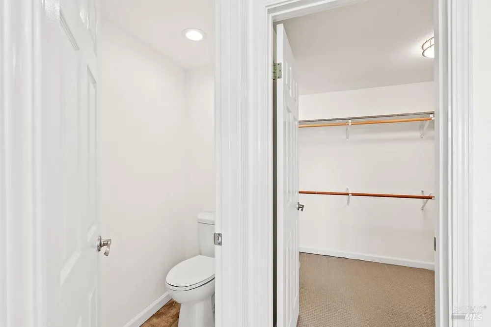 2123 Stonefield Lane Santa Rosa, CA 95403