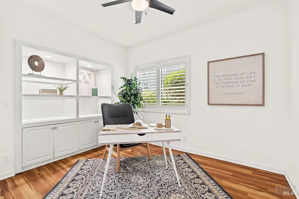 2123 Stonefield Lane Santa Rosa, CA 95403