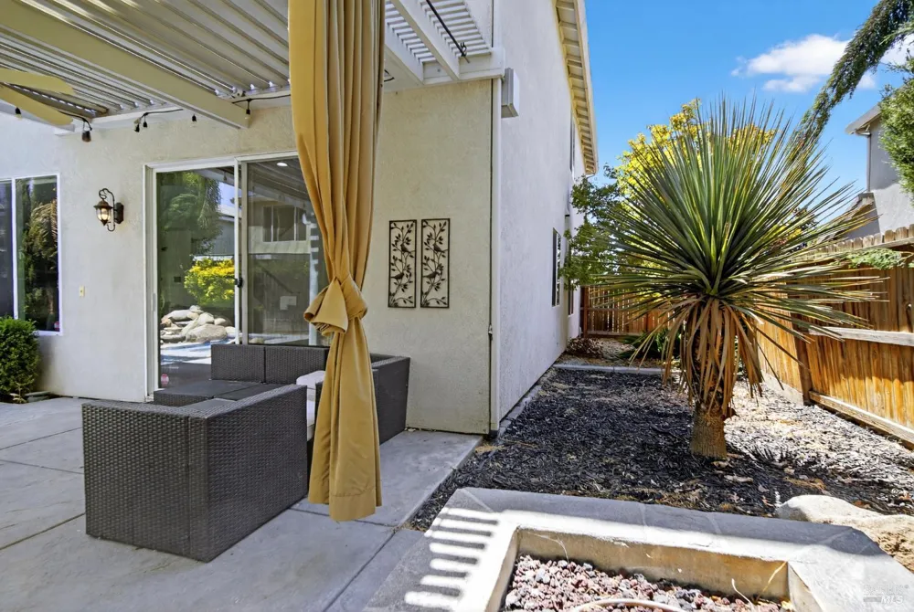 3034 W Clinton Court Visalia, CA 93291