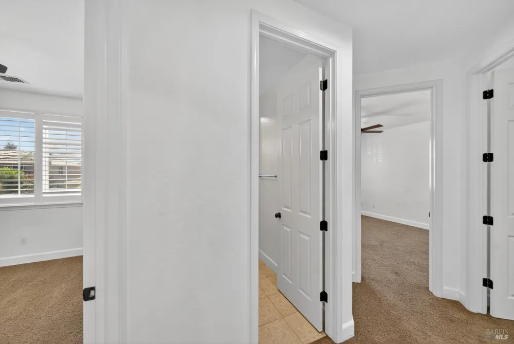 3034 W Clinton Court Visalia, CA 93291