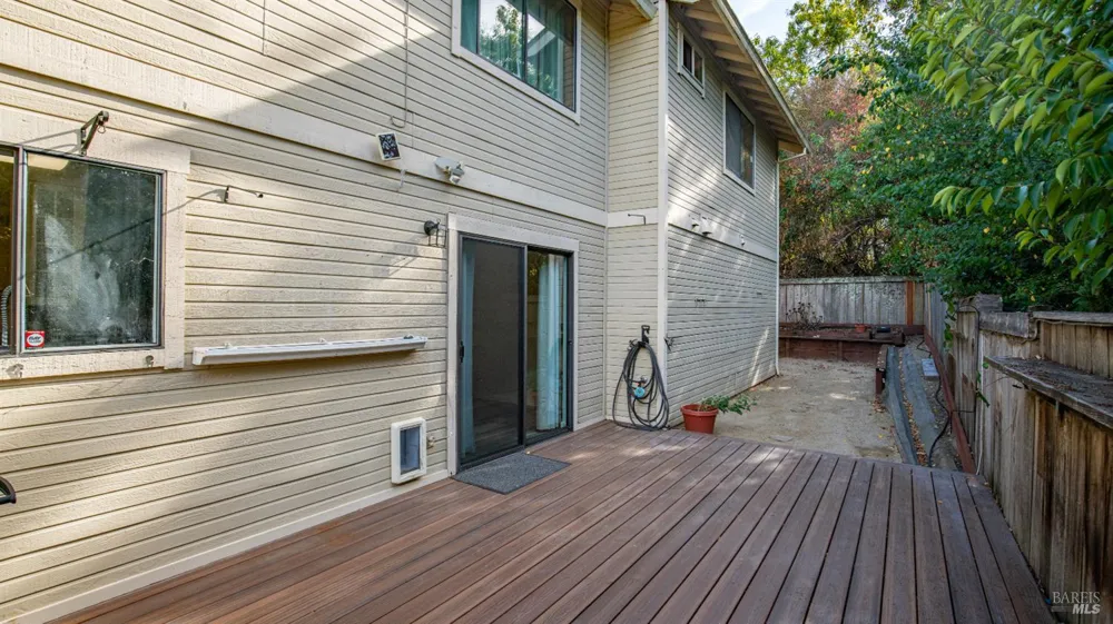 116 Posada Del Sol Novato, CA 94949