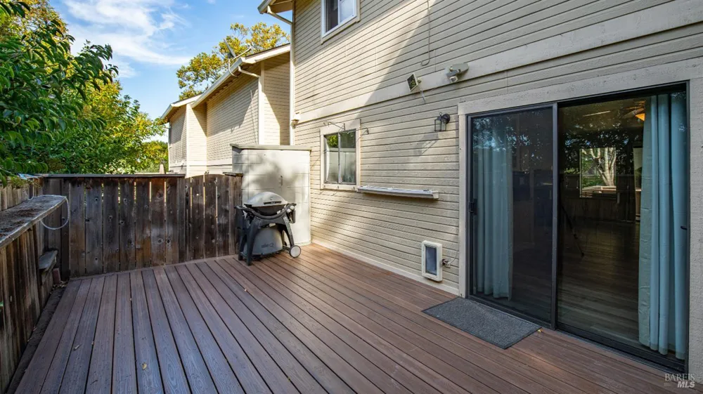 116 Posada Del Sol Novato, CA 94949
