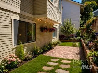 116 Posada Del Sol Novato, CA 94949