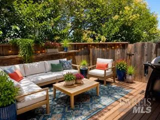 116 Posada Del Sol Novato, CA 94949