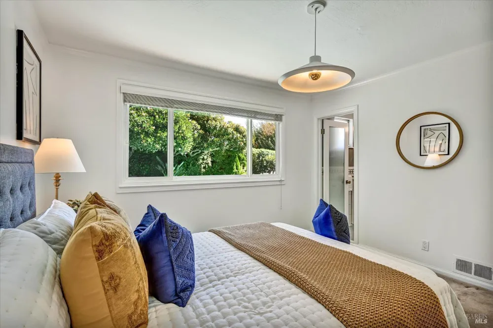 13 Seminole Avenue Corte Madera, CA 94925