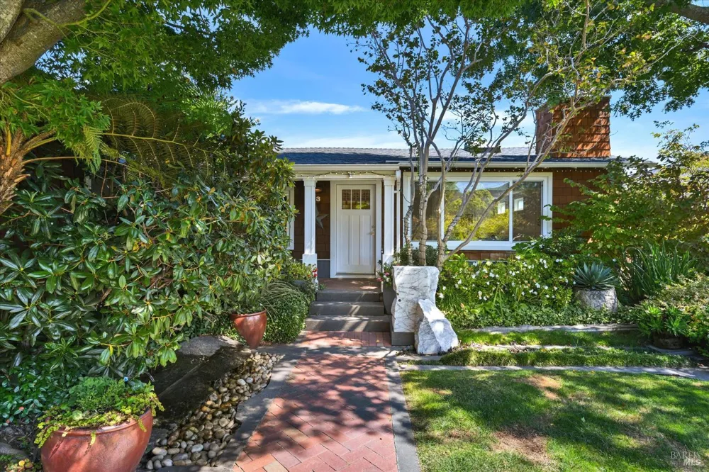 13 Seminole Avenue Corte Madera, CA 94925
