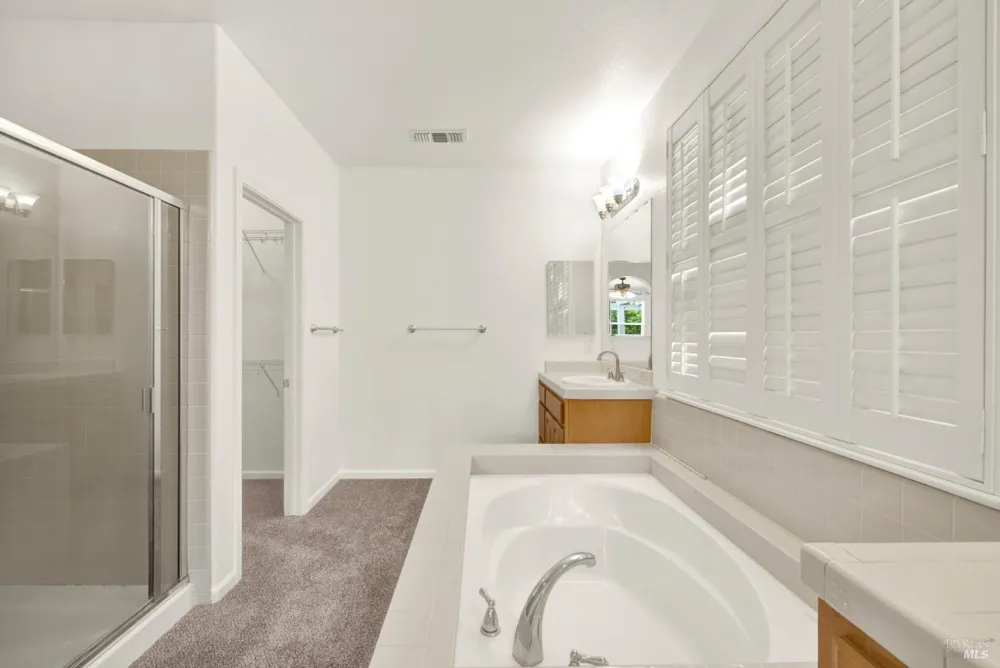 812 Purple Sage Drive Vacaville, CA 95687