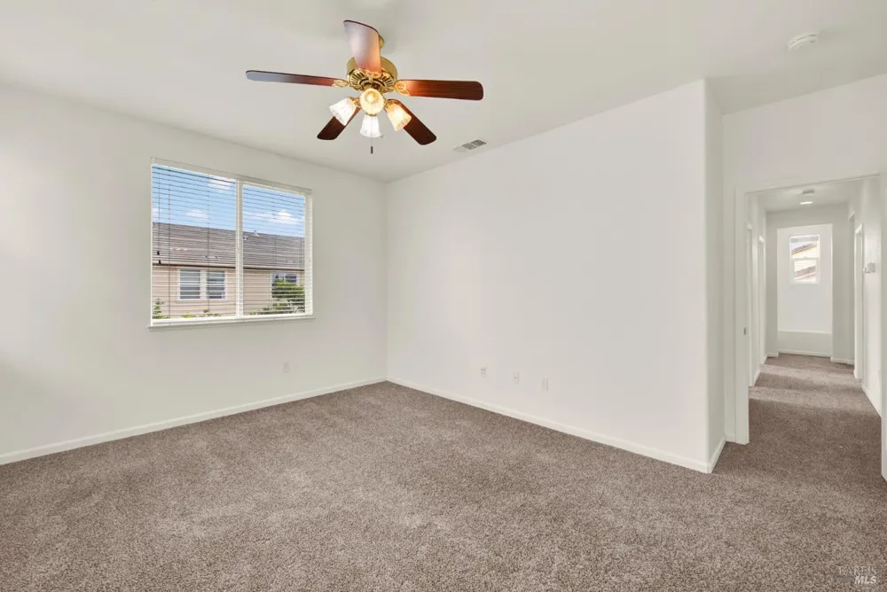 812 Purple Sage Drive Vacaville, CA 95687