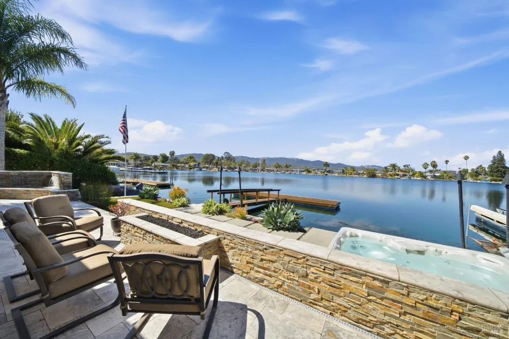 129 Caribe Isle Novato, CA 94949