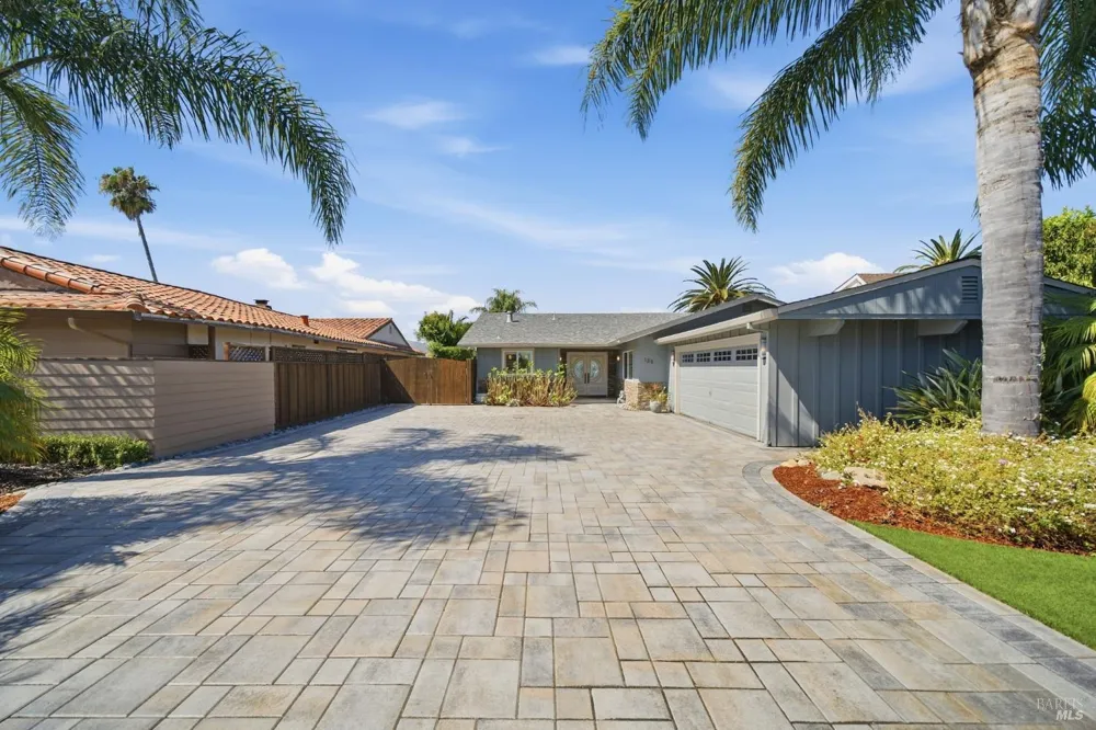 129 Caribe Isle Novato, CA 94949