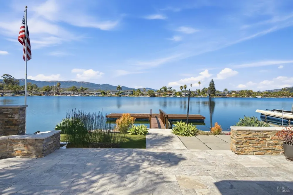 129 Caribe Isle Novato, CA 94949
