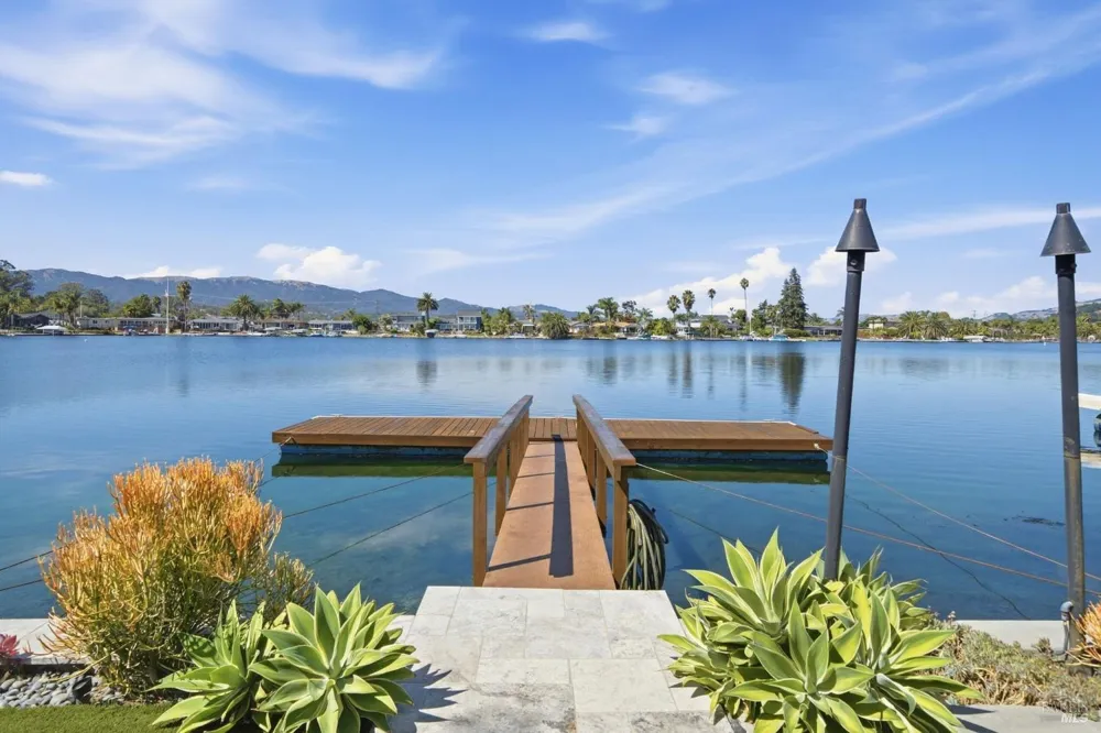 129 Caribe Isle Novato, CA 94949