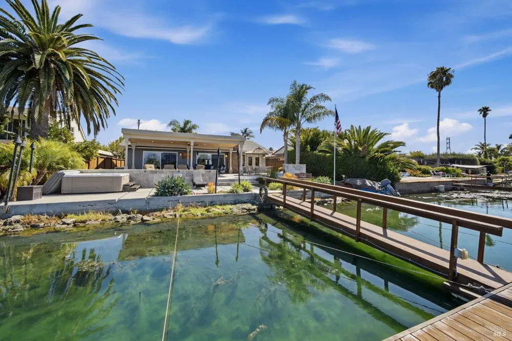 129 Caribe Isle Novato, CA 94949