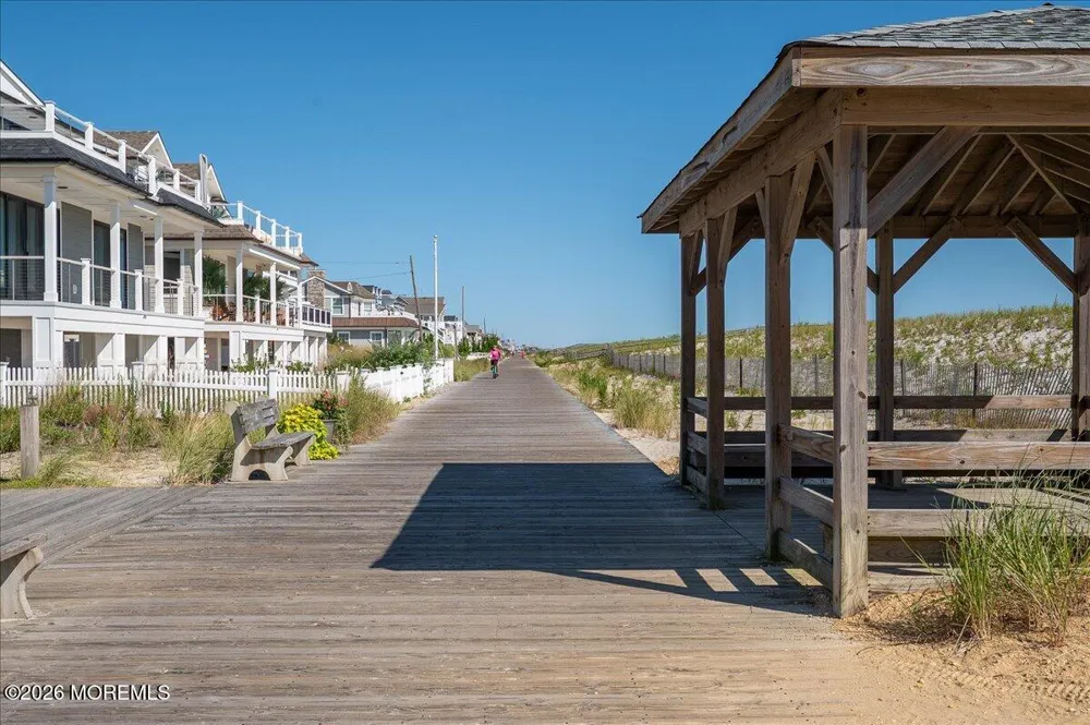 2107 Grand Central Avenue #1A Lavallette, NJ 08735