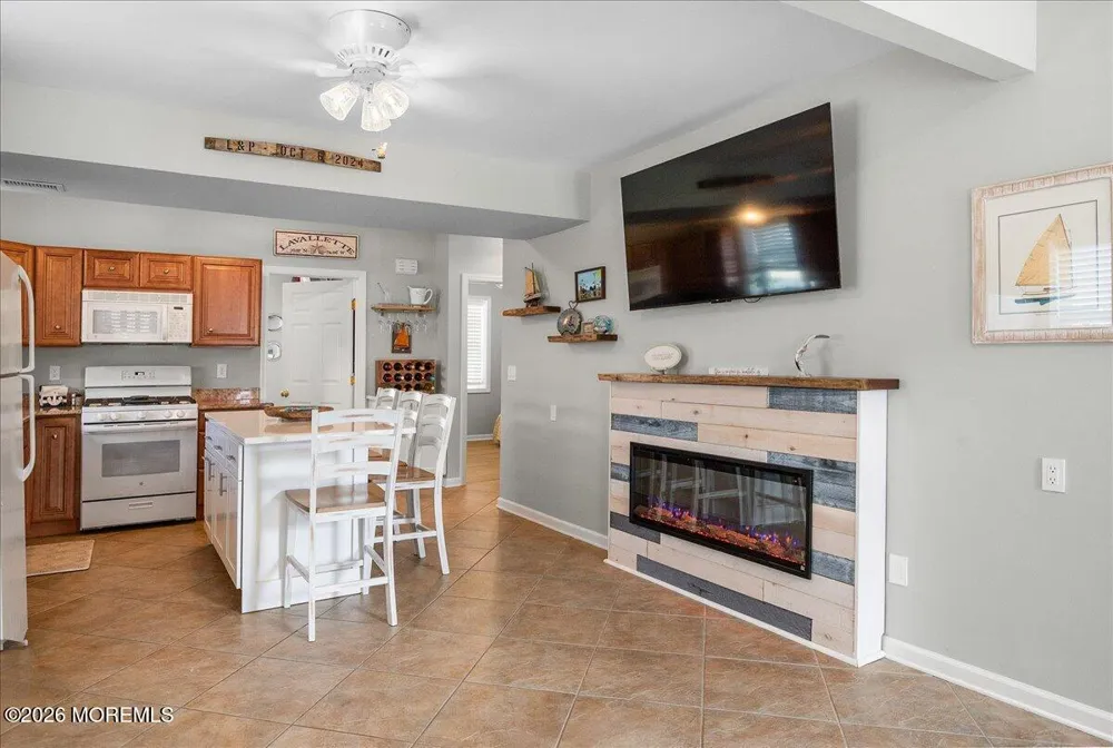 2107 Grand Central Avenue #1A Lavallette, NJ 08735