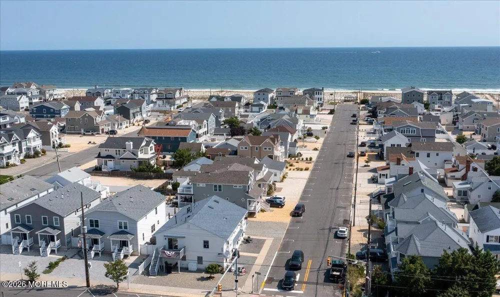 2107 Grand Central Avenue #1A Lavallette, NJ 08735