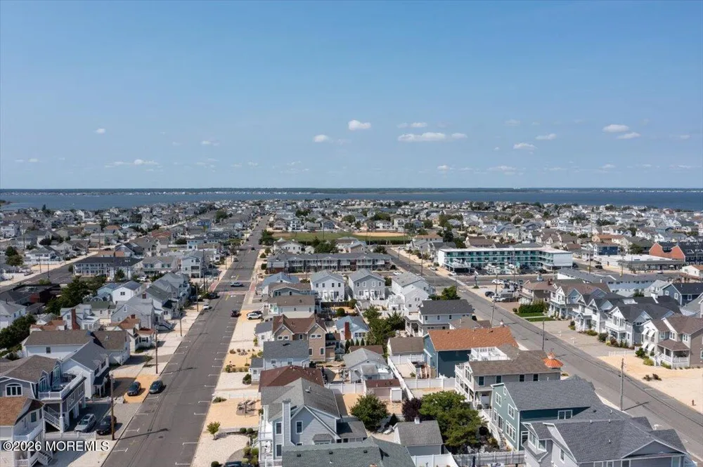 2107 Grand Central Avenue #1A Lavallette, NJ 08735