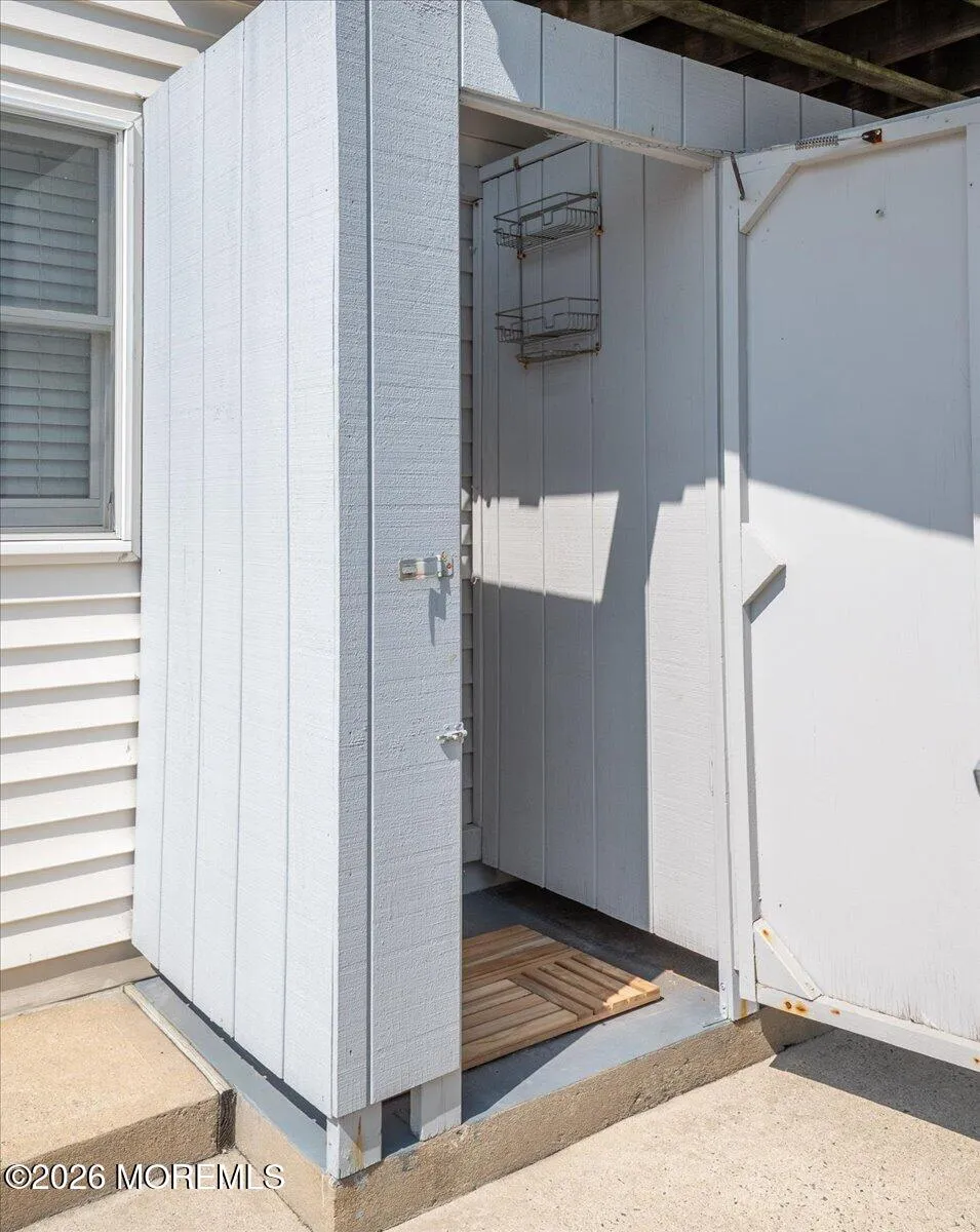 2107 Grand Central Avenue #1A Lavallette, NJ 08735